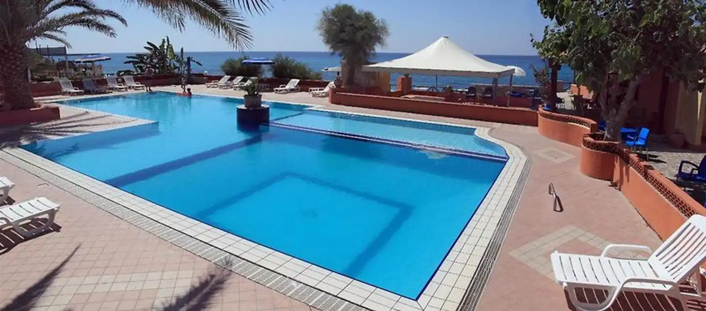 Villaggio Athragon Pool