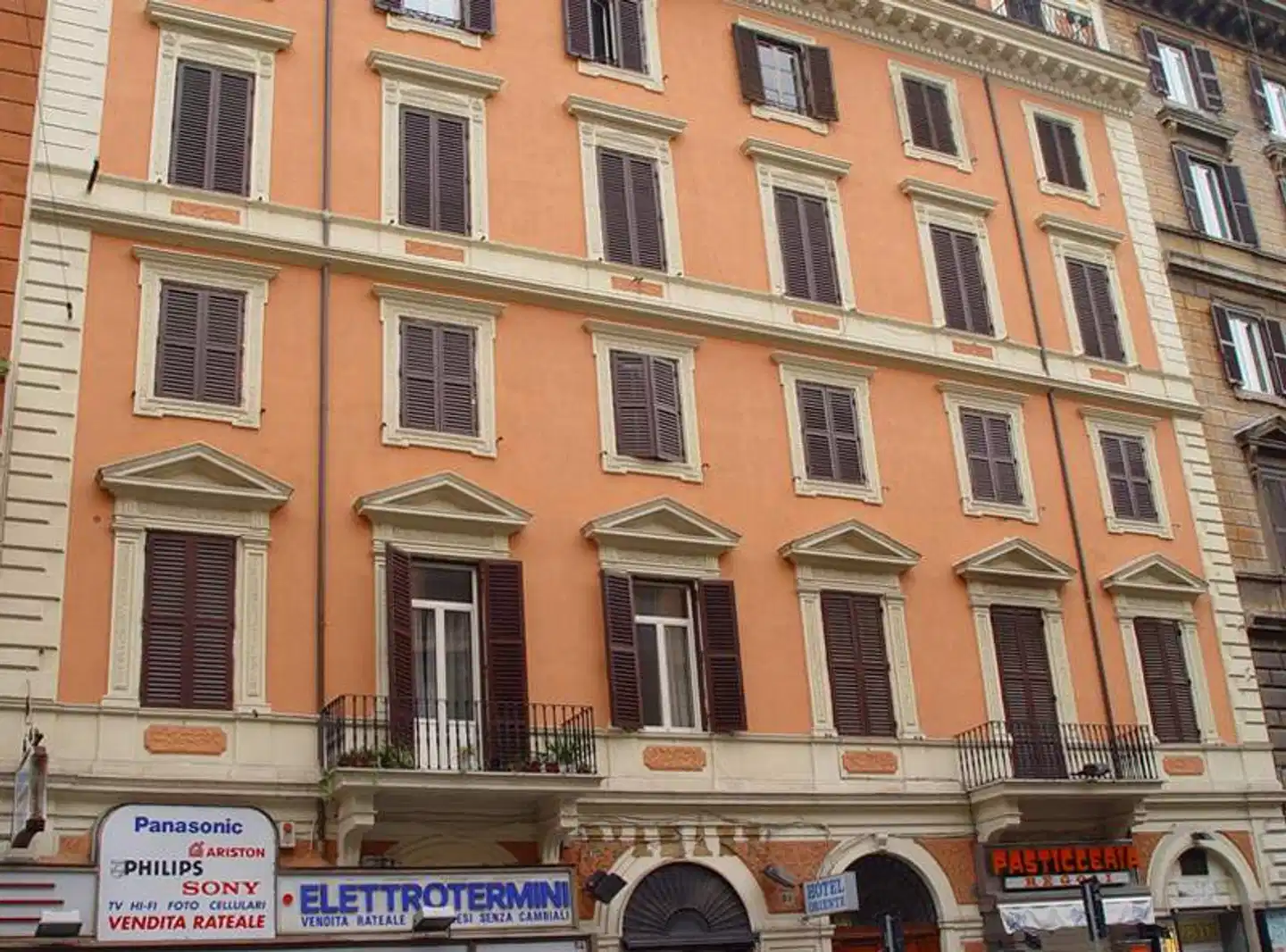 Oriente Aussenansicht