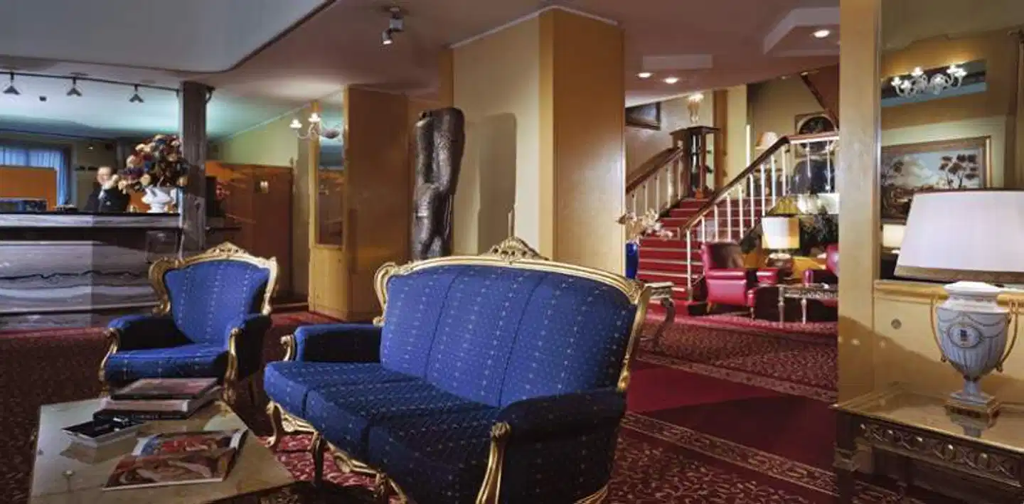 Hotel Mondial Roma Lobby