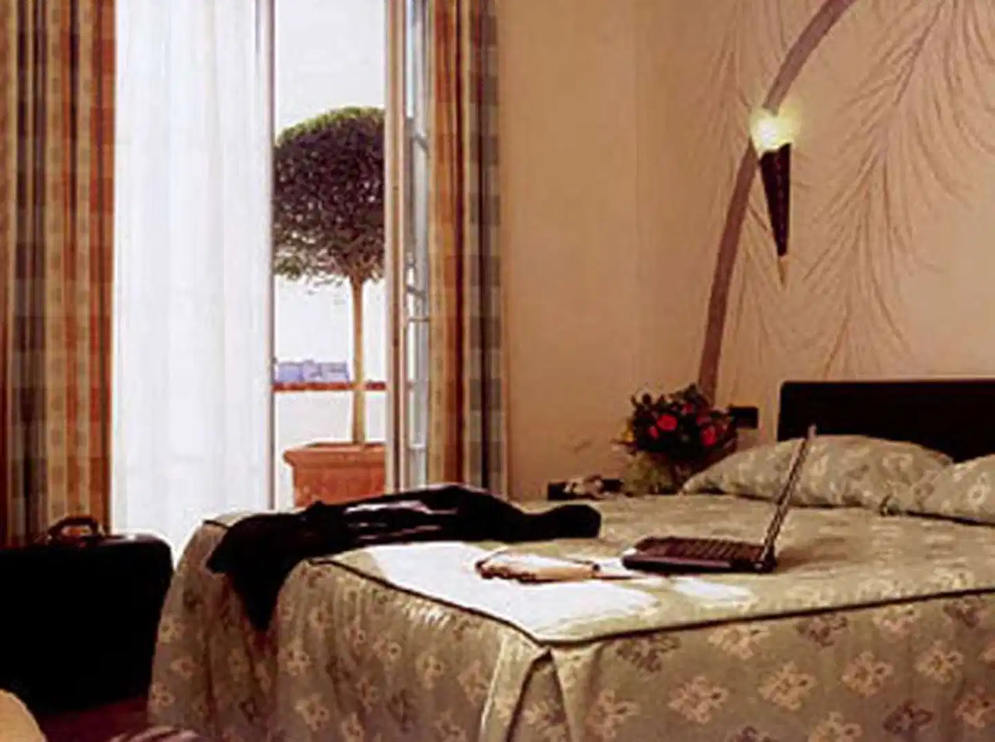 Hotel Mondial Roma Wohnbeispiel