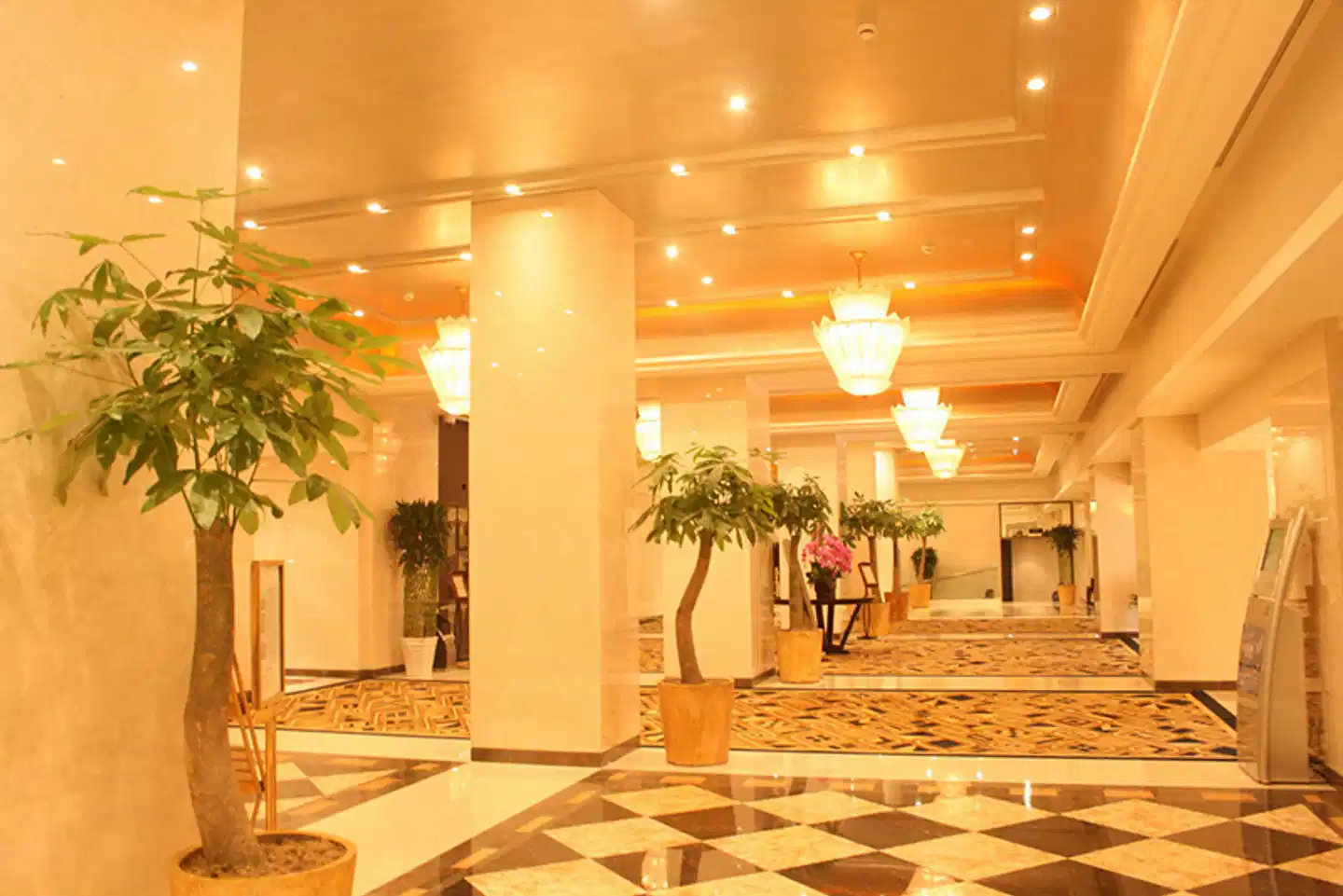 Broadway Mansions Hotel Lobby