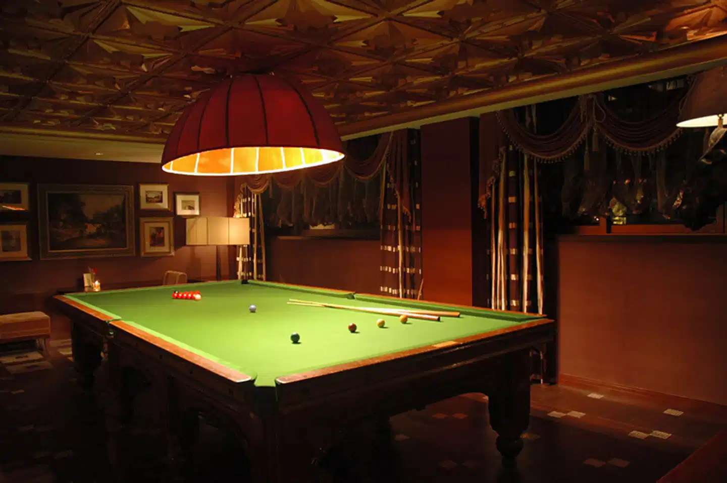 Broadway Mansions Hotel Bar