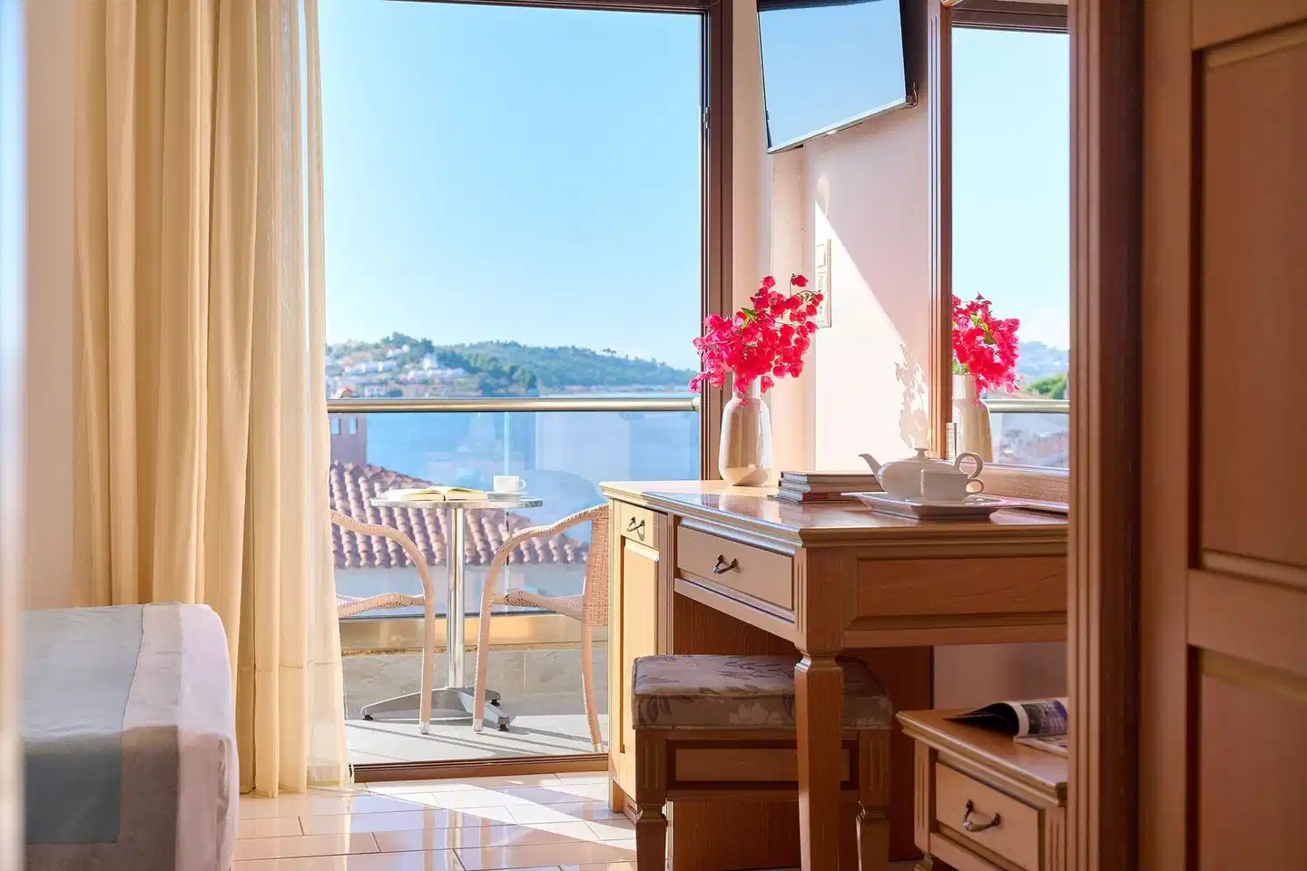 Greek Pride Evlogia Restaurant