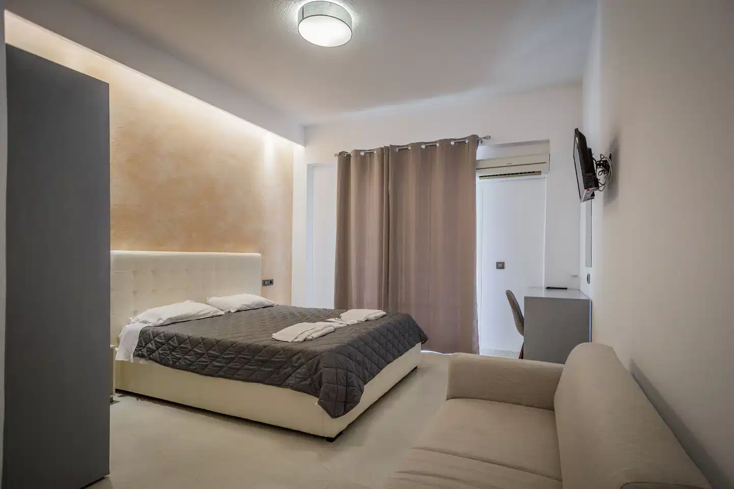 Paradise Hotel Wohnbeispiel