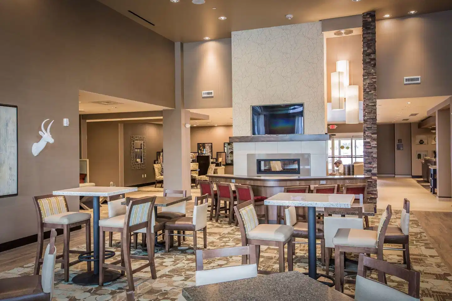Homewood Suites by Hilton Charlotte Ballantyne Area Bar