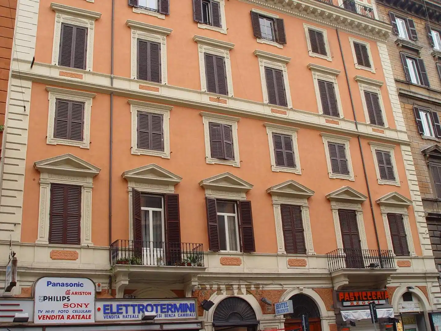 Oriente Aussenansicht