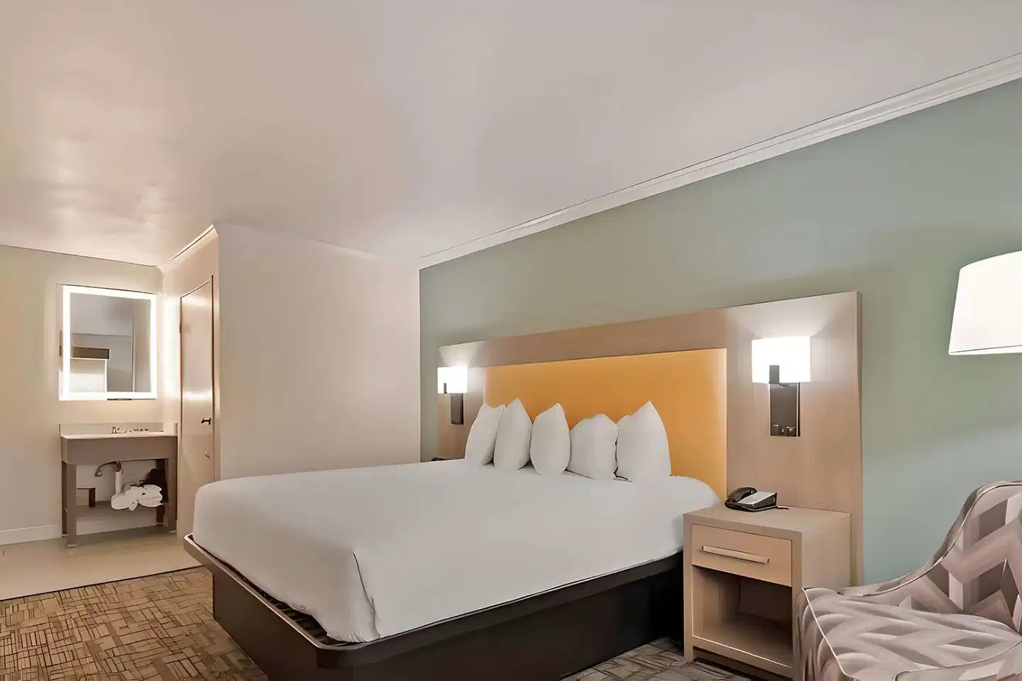 SureStay Plus Hotel by Best Western Hayward Wohnbeispiel