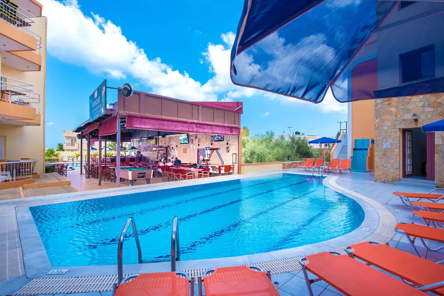 Princesse Irida Pool