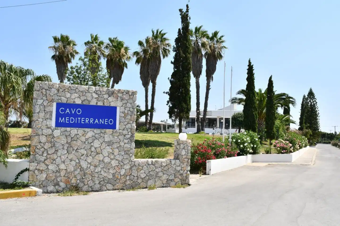 CAVO MEDITERRANEO HOTEL