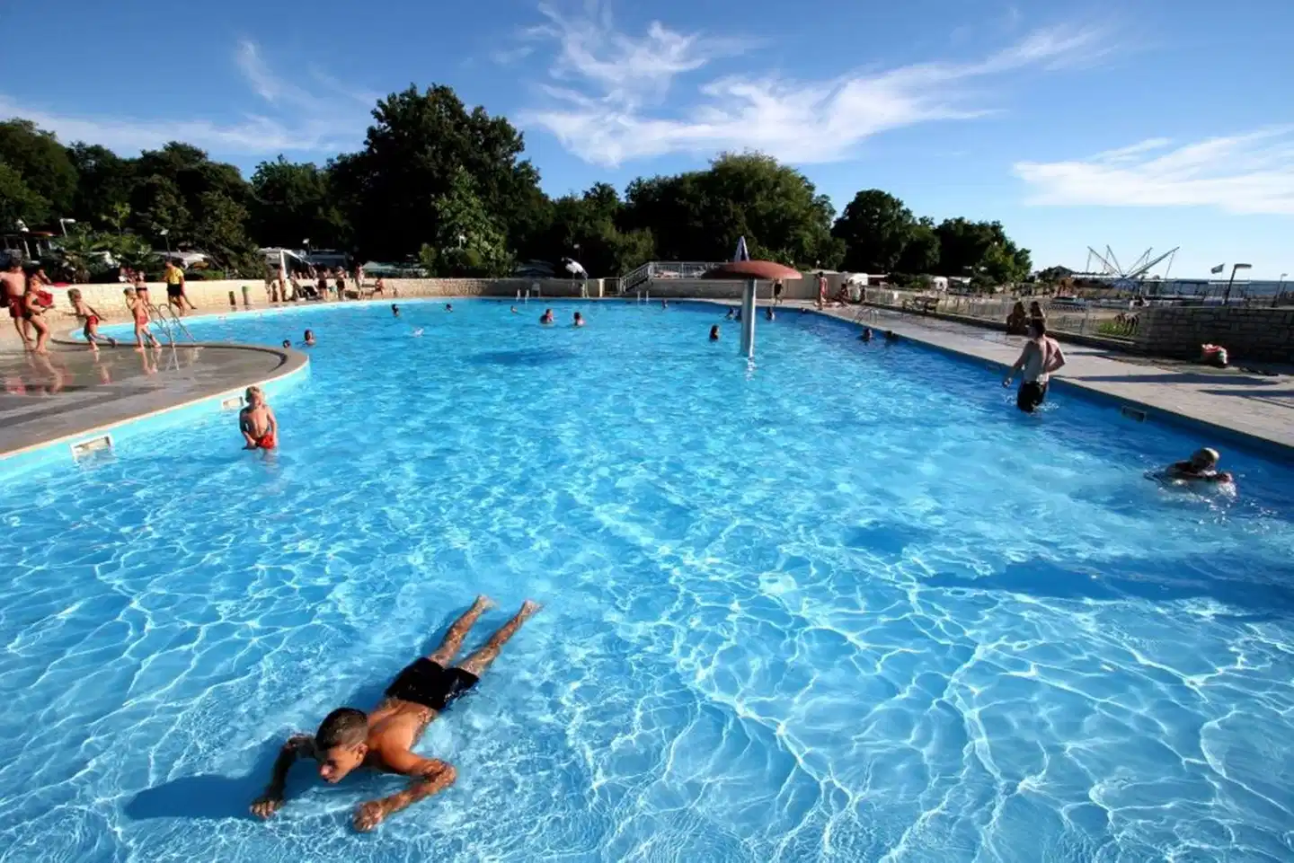 Astra Plava Laguna Pool