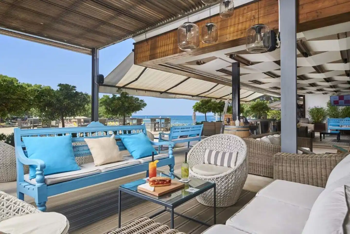 Astra Plava Laguna Bar