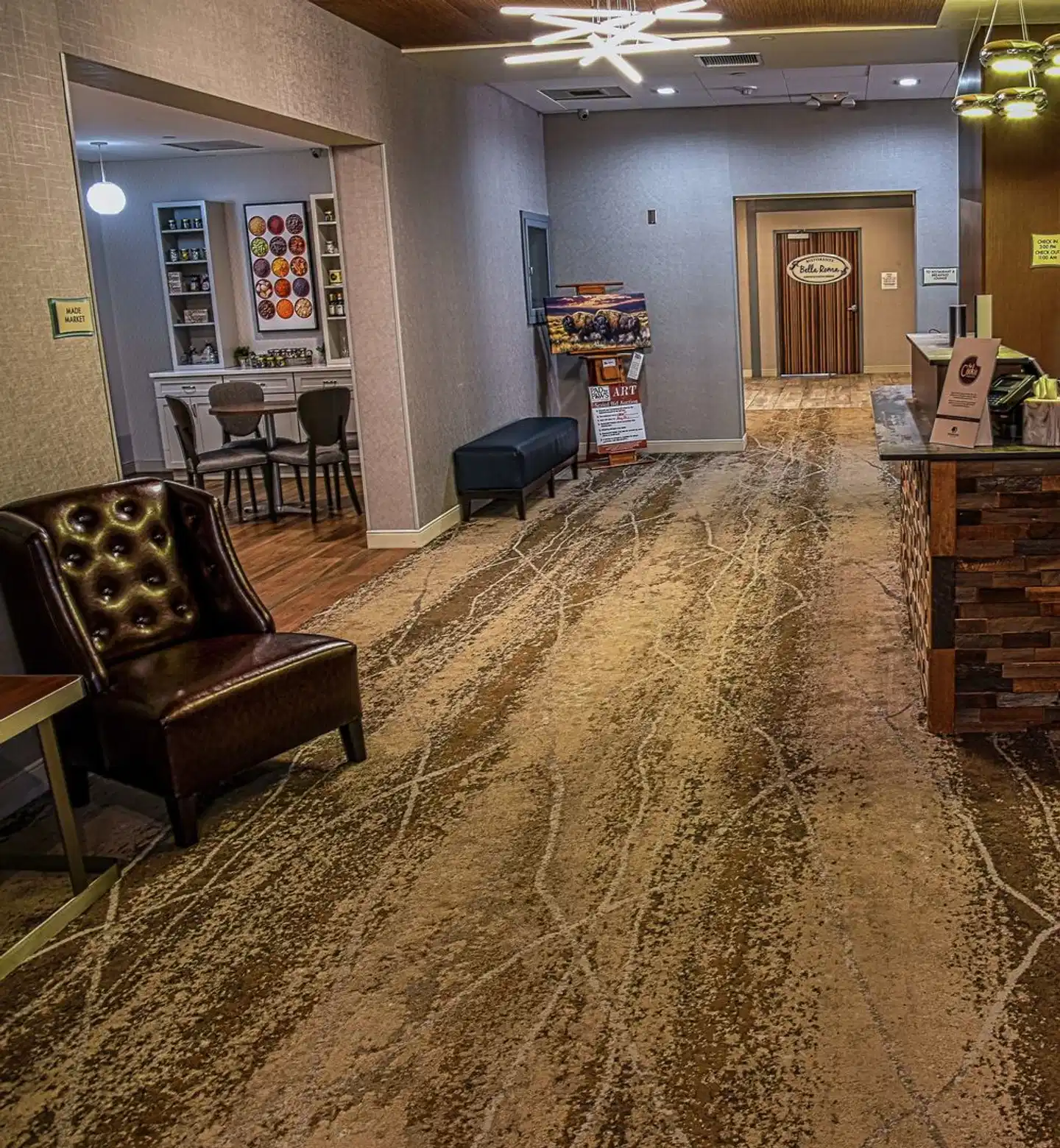 DoubleTree by Hilton Helena Downtown Lobby