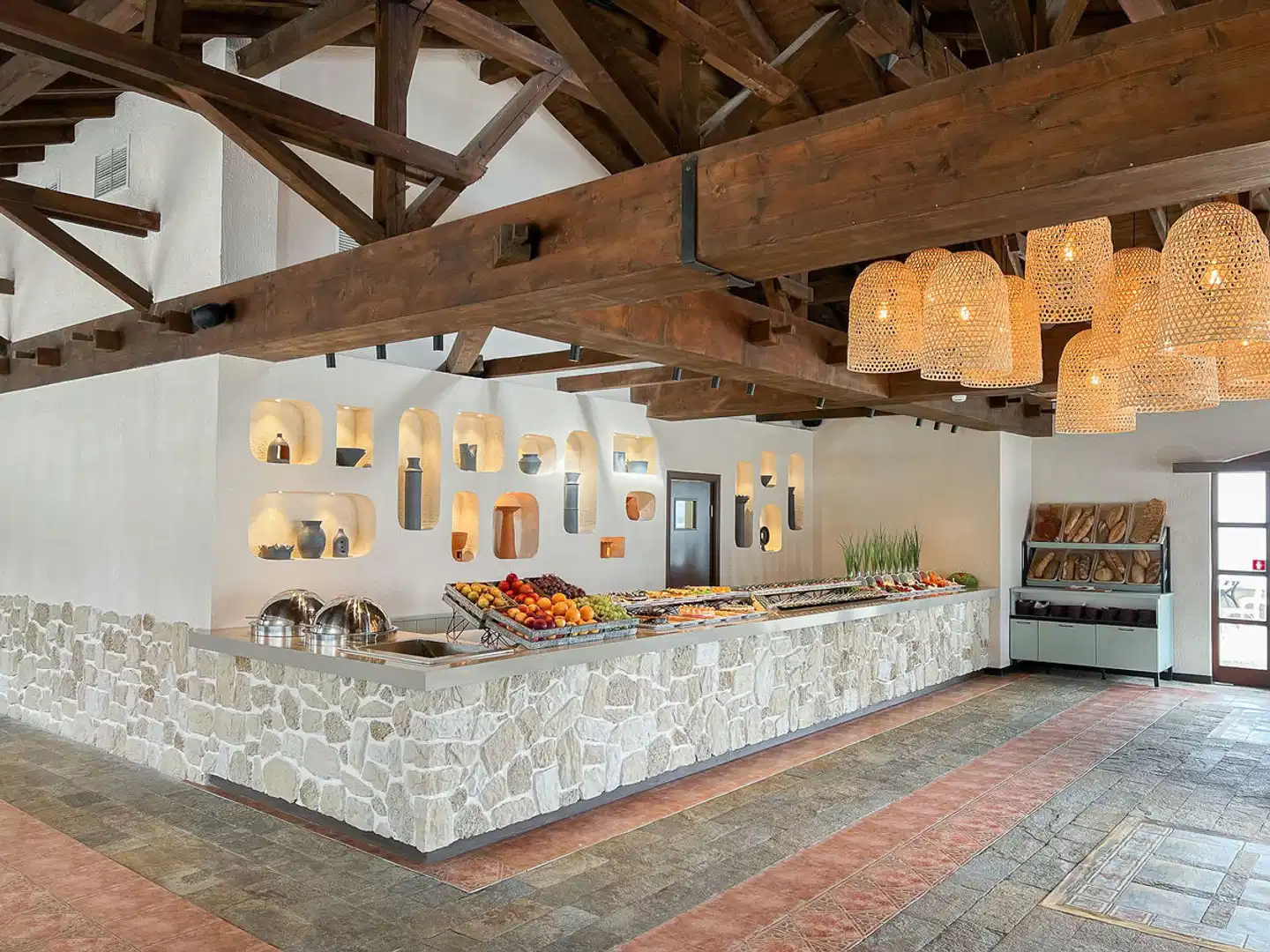 Moko Beach Hotel Restaurant