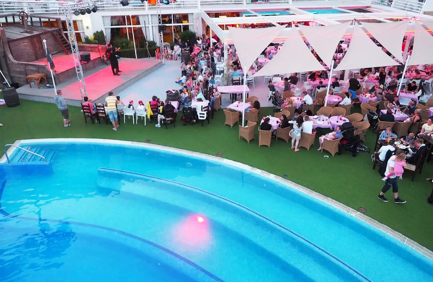 Pirates Village Apartments Pool