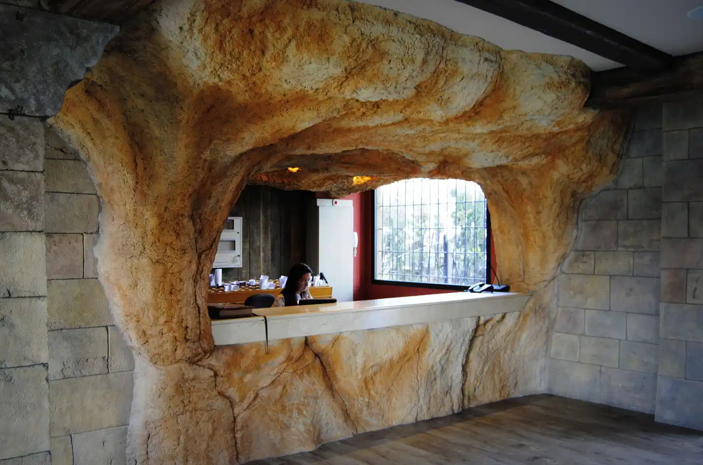 Pirates Village Apartments Lobby