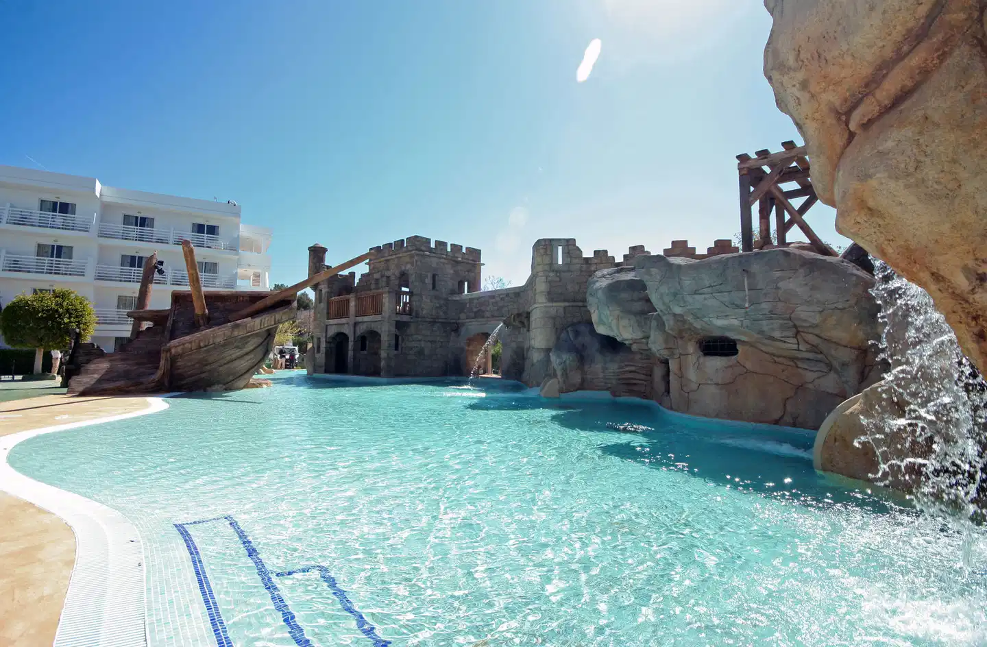 Pirates Village Apartments Pool