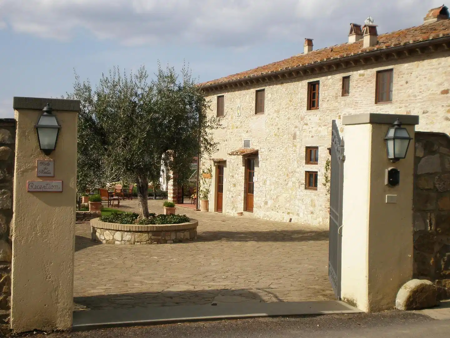 Fonte De' Medici Aussenansicht