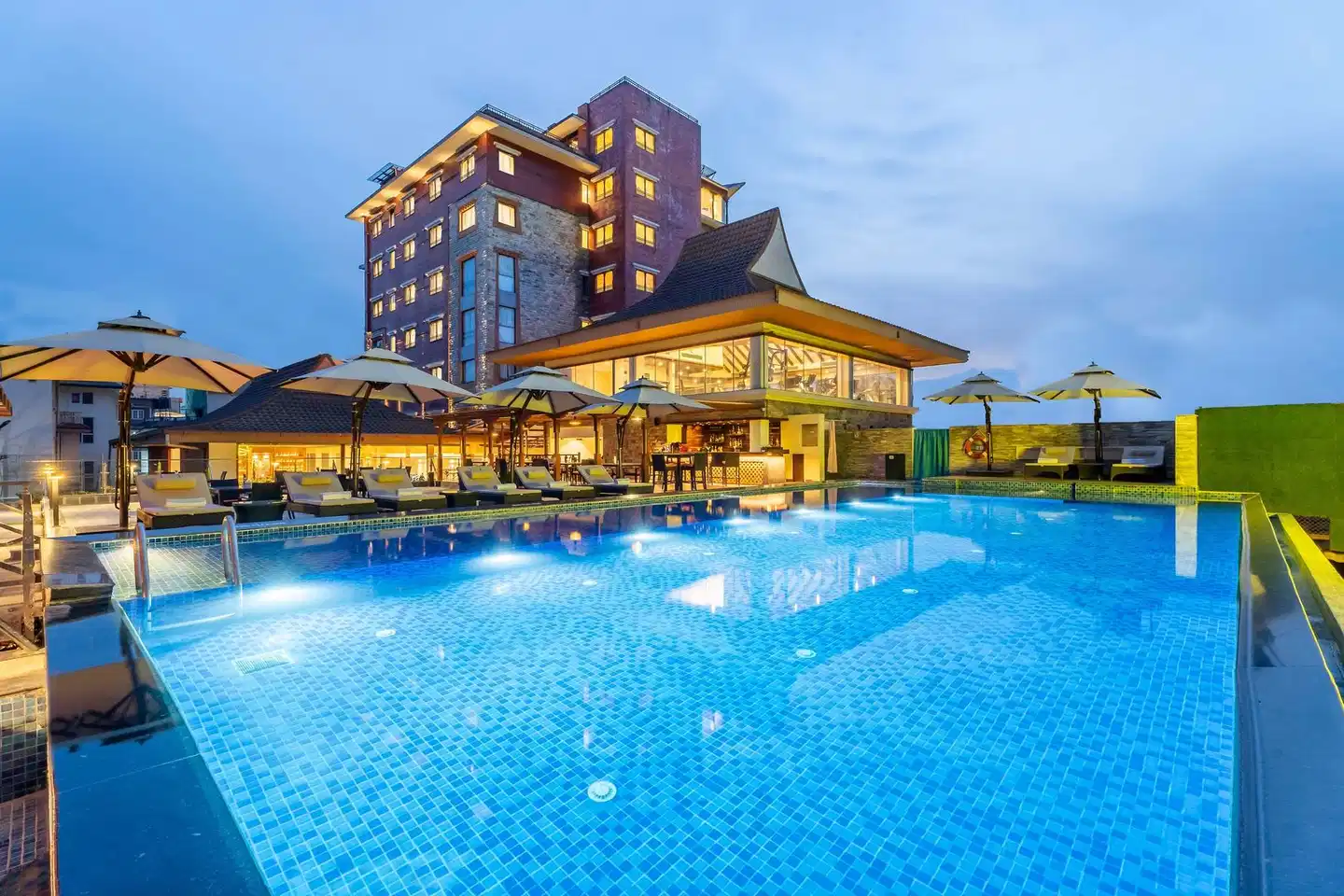 Ramada by Wyndham Kathmandu Dhumbarahi Aussenansicht