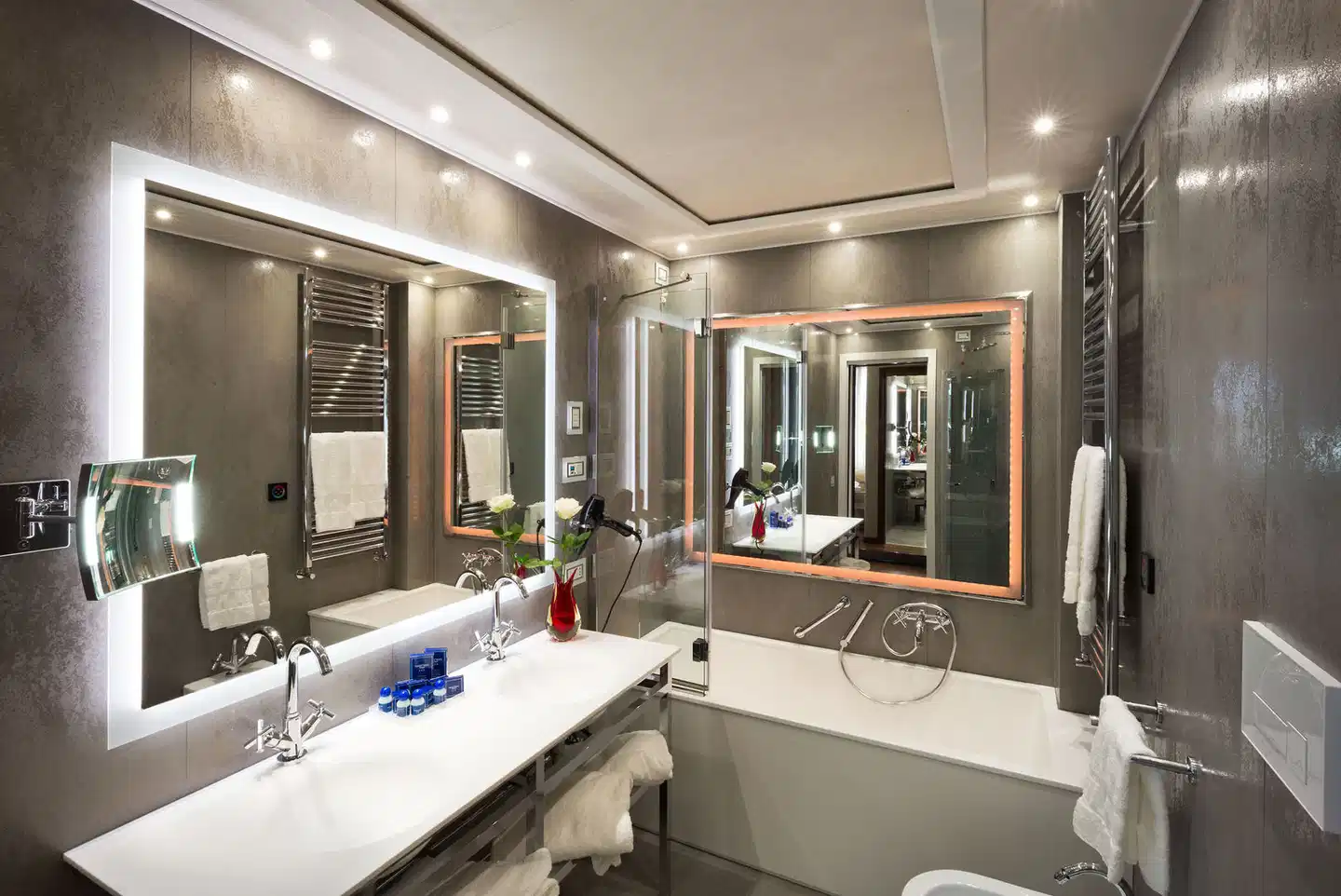 Hotel Santa Chiara & Residenza Parisi Wohnbeispiel