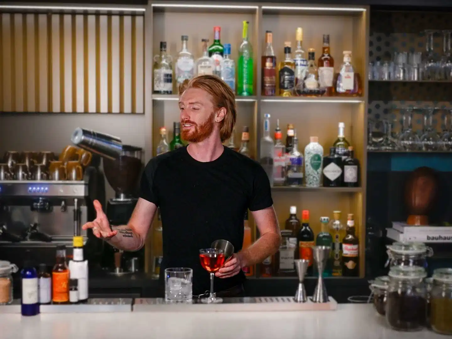 TRIBE Paris La Défense Esplanade Bar