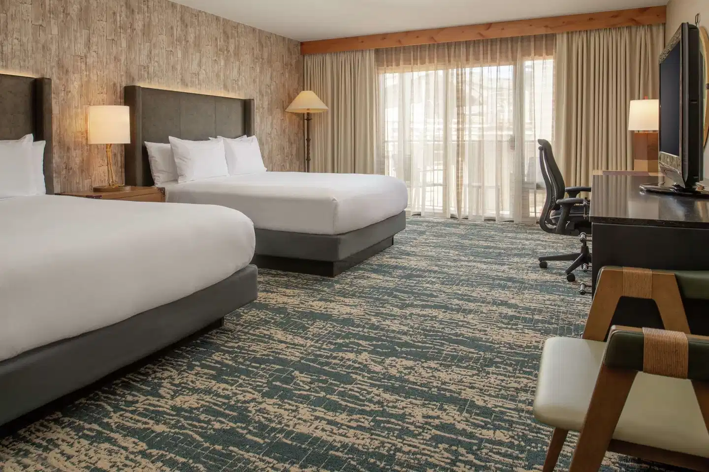 Edgewater Missoula Tapestry Collection by Hilton Wohnbeispiel