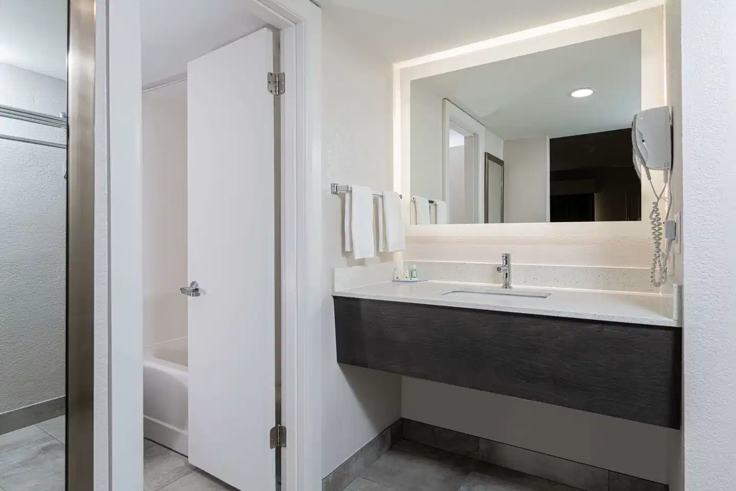 Quality Inn Asheville Downtown Tunnel Road