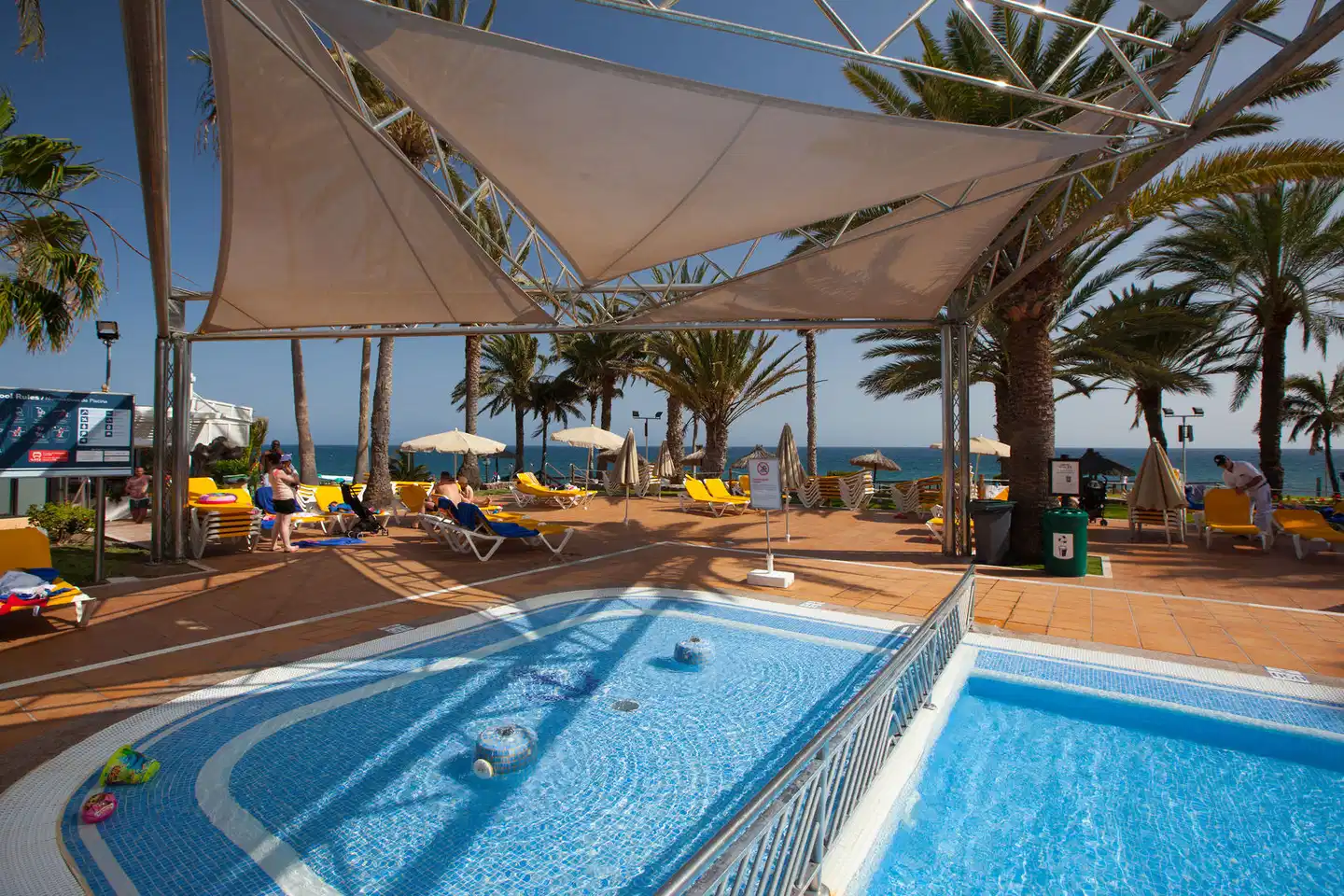 Grupotel Tres Vidas Pool