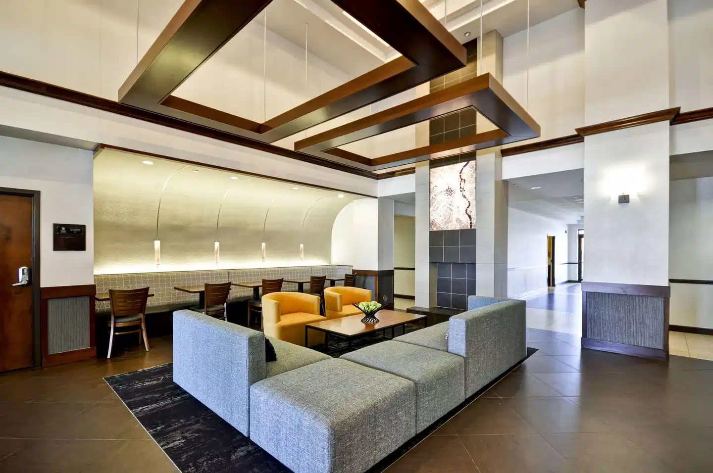 Hyatt Place Minneapolis Airport-South Lobby