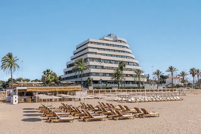 ME Sitges Terramar Strand