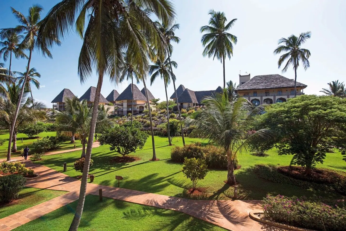 Neptune Pwani Beach Resort Garten