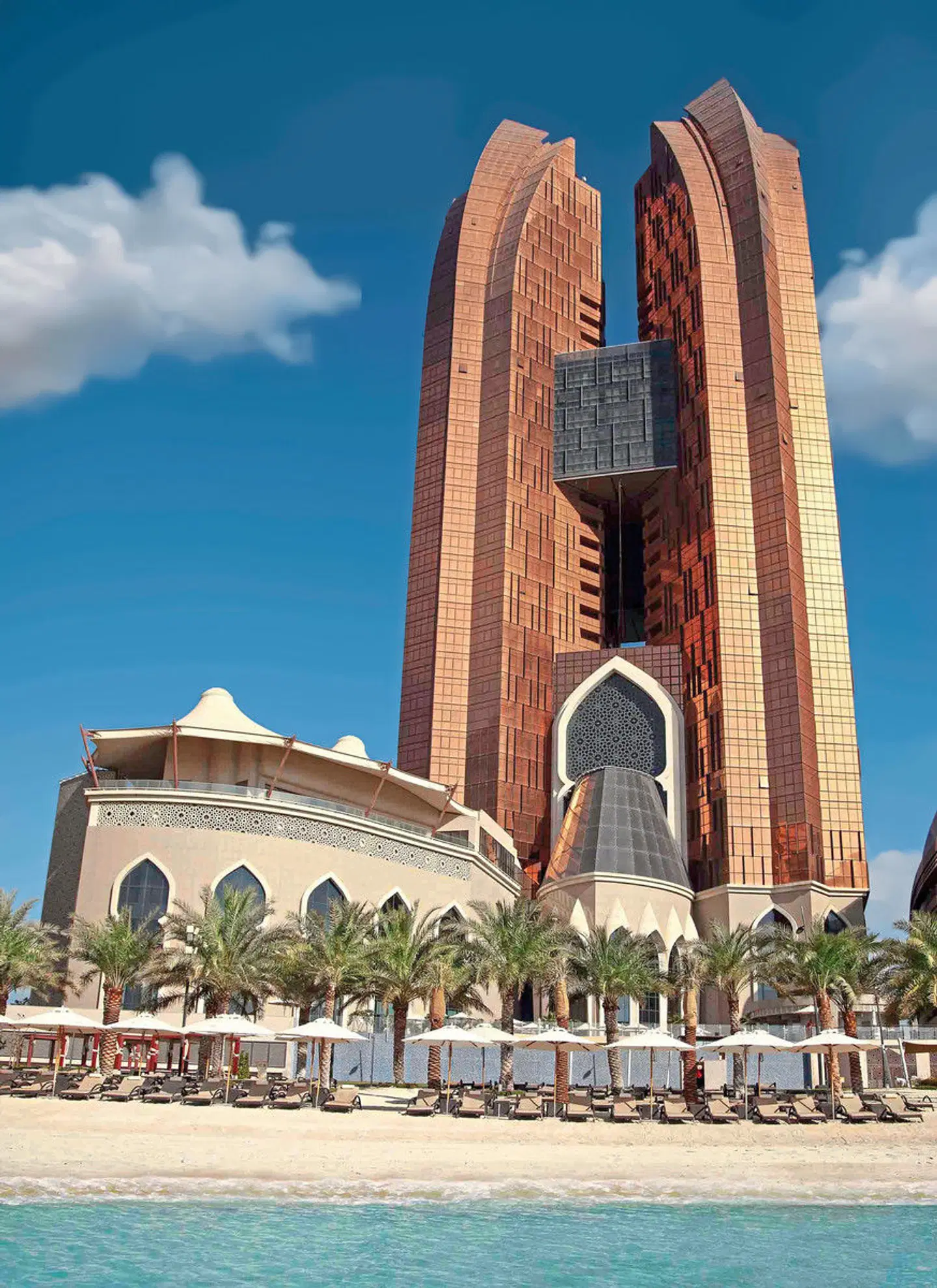 Bab Al Qasr Hotel, a Beach Resort & Spa EXTERIOR