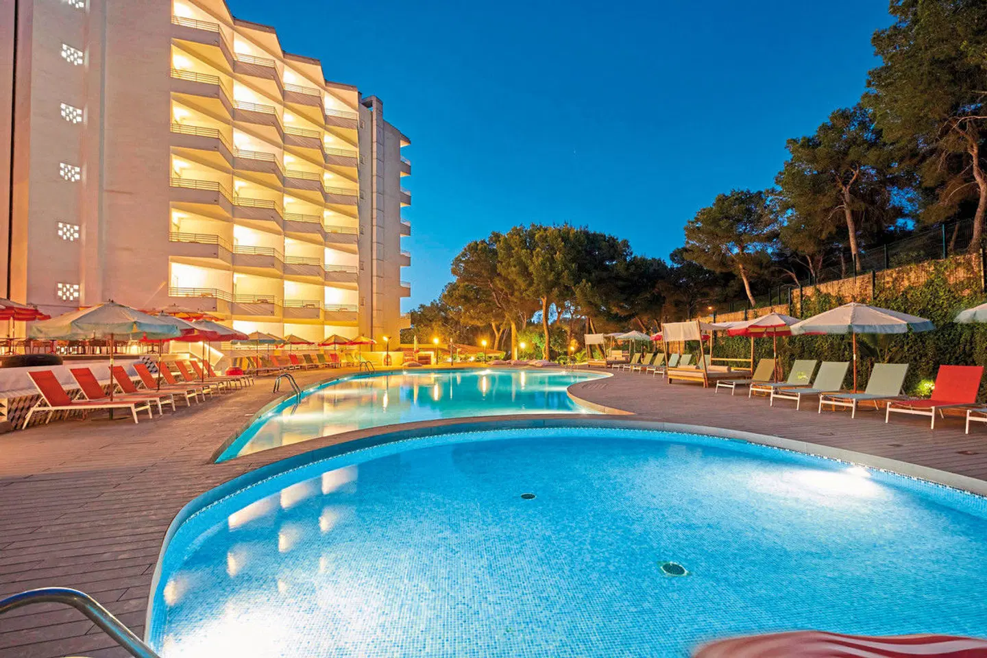 Alua Calviá Mallorca OUTDOOR_POOL
