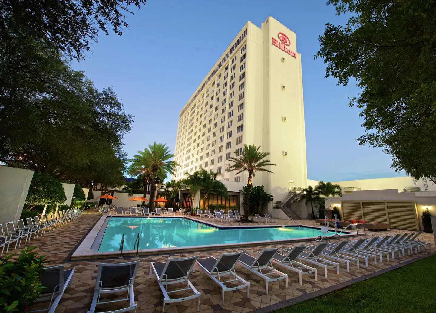 Hilton St. Petersburg Bayfront OUTDOOR_POOL
