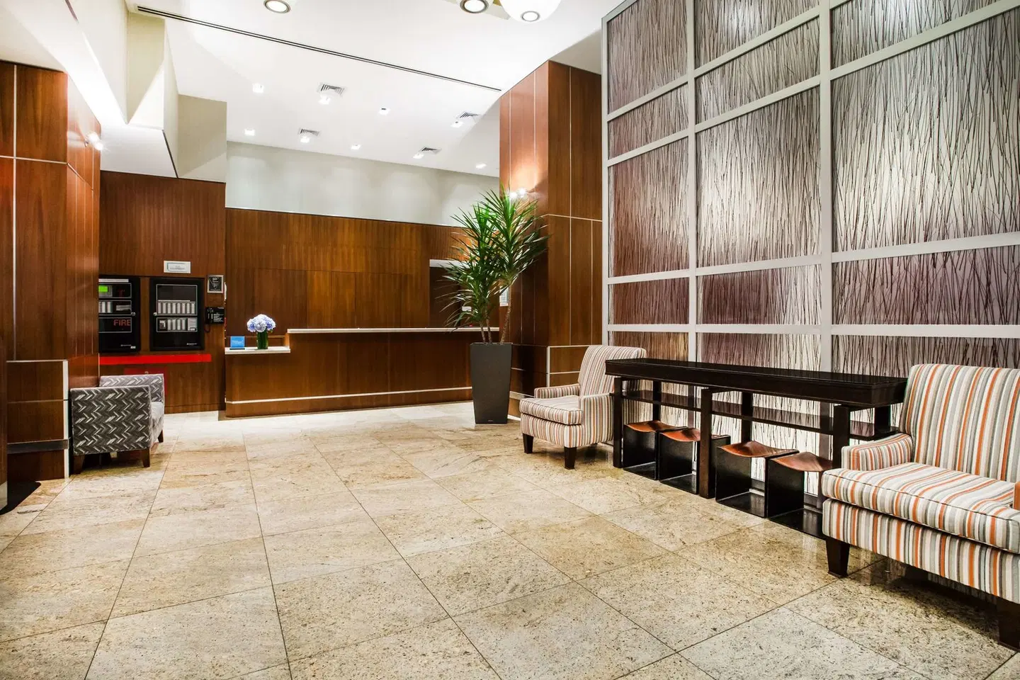 Hilton Garden Inn West 35th Street LOUNGE_LOBBY