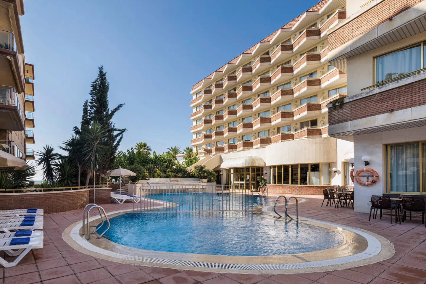 htop Royal Sun OUTDOOR_POOL
