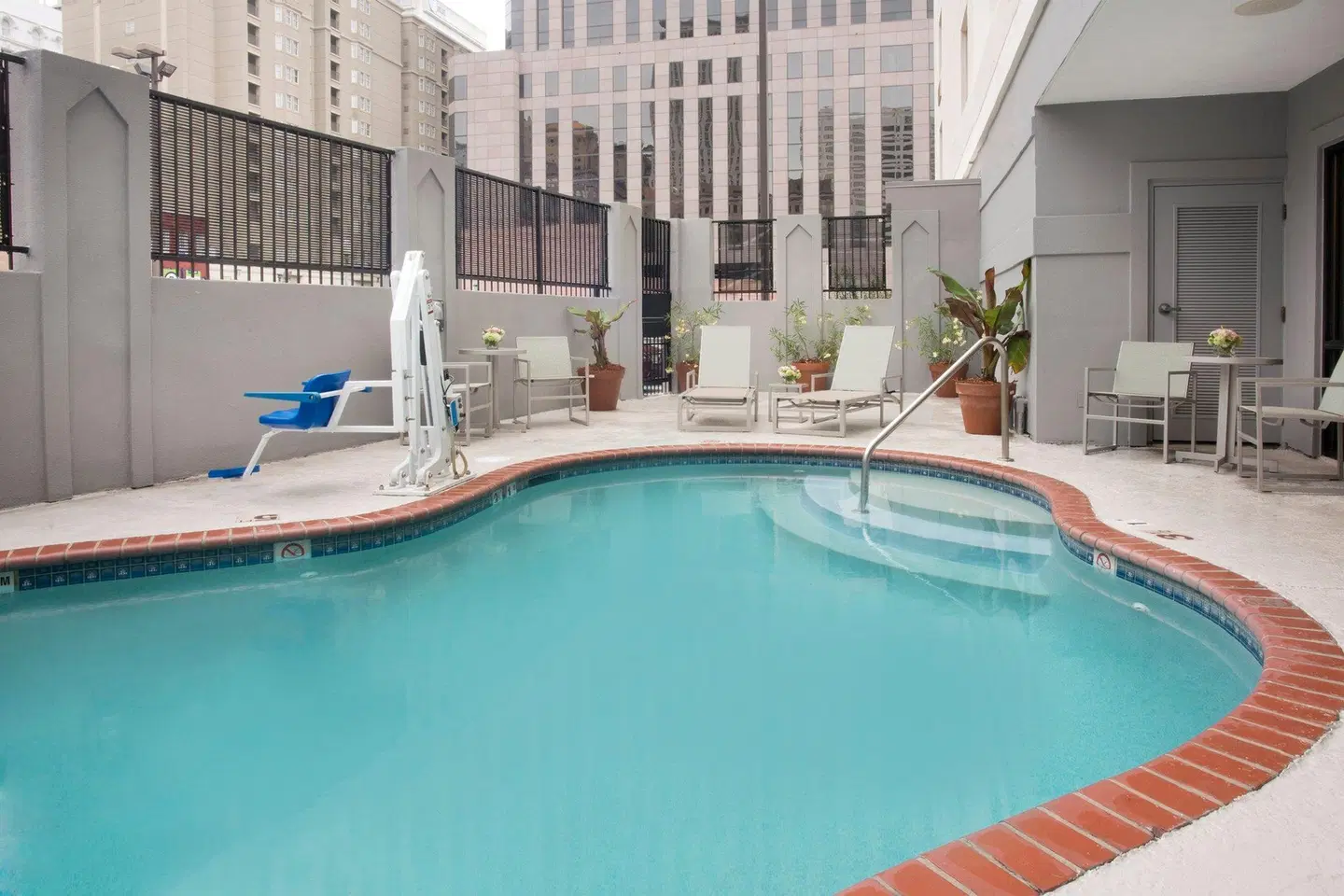 Holiday Inn Express New Orleans Downtown - French Quarter Area by IHG OUTDOOR_POOL