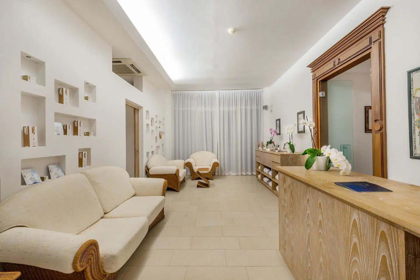 The Pelican Beach Resort & SPA - Adults Only ROOM_EXAMPLE