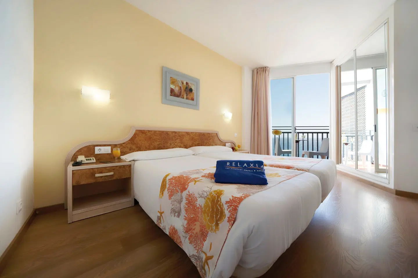 Relaxia Beverly Park ROOM_EXAMPLE