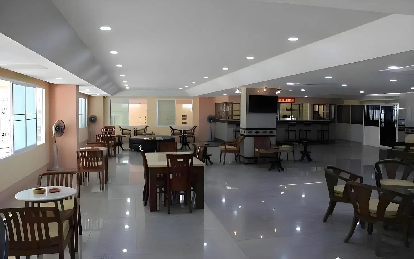 A.A. Pattaya Golden Beach Hotel LOUNGE_LOBBY