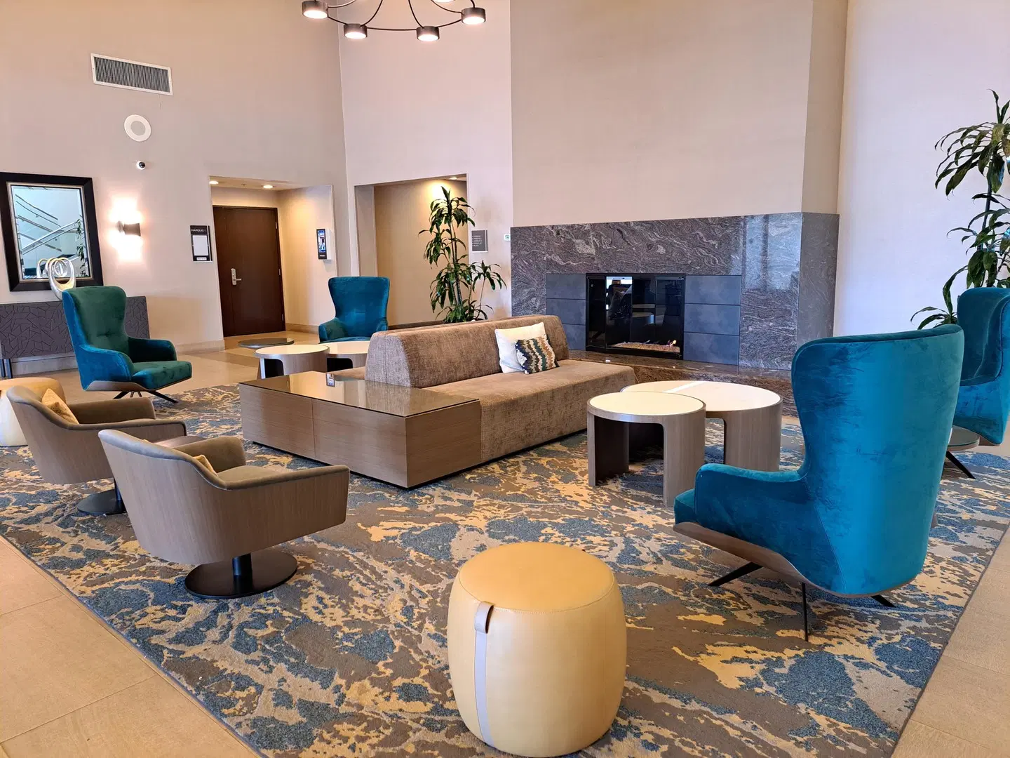 DoubleTree by Hilton Buena Park ROOM_EXAMPLE