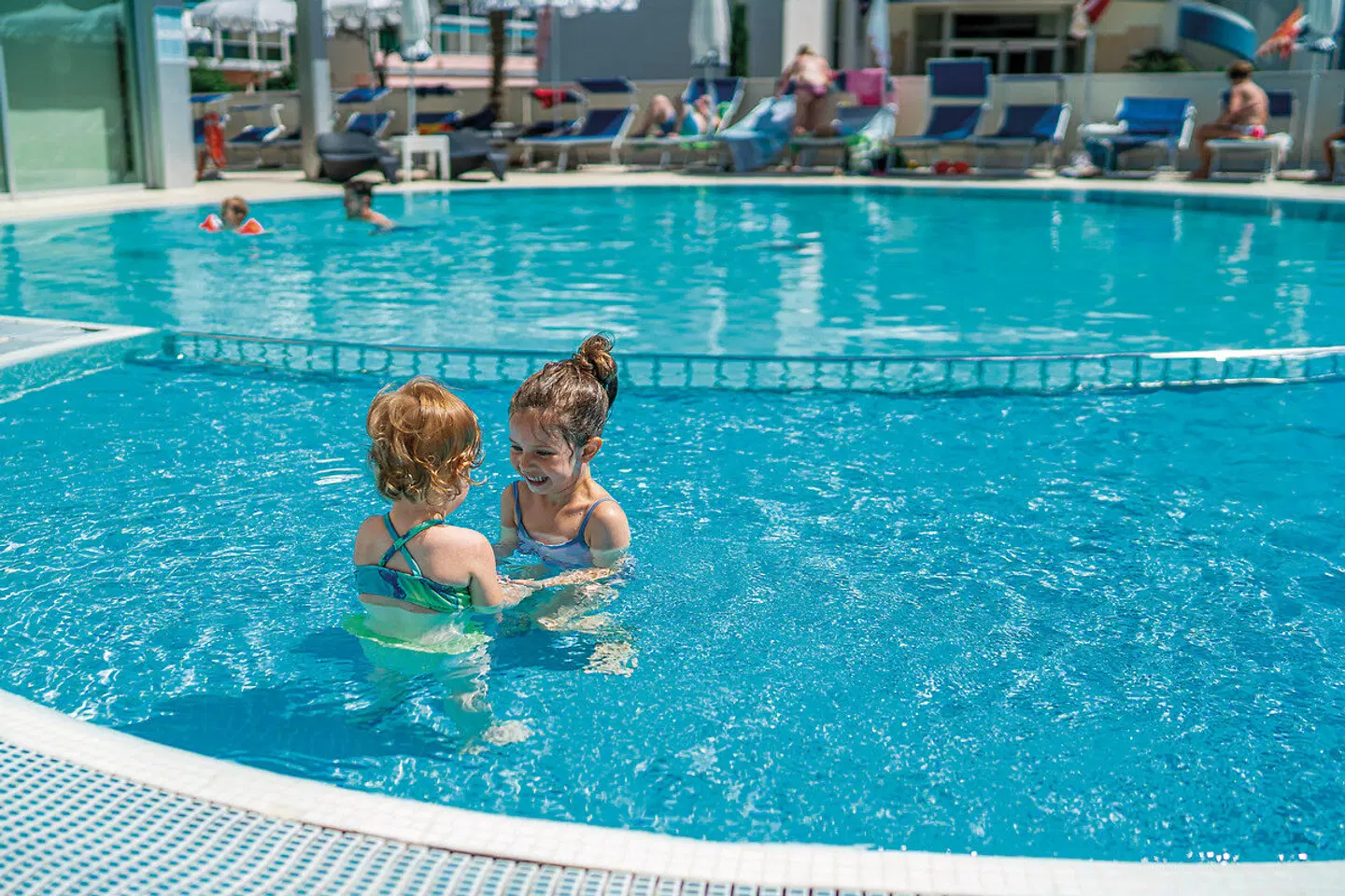 Parigi OUTDOOR_POOL