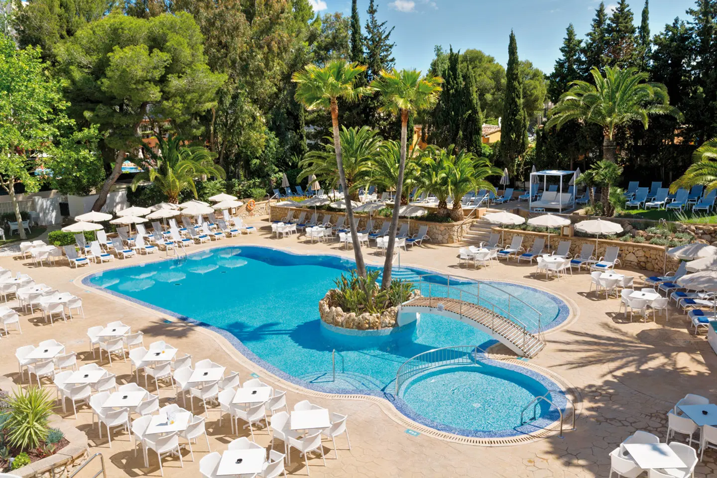 HSM Solivera OUTDOOR_POOL