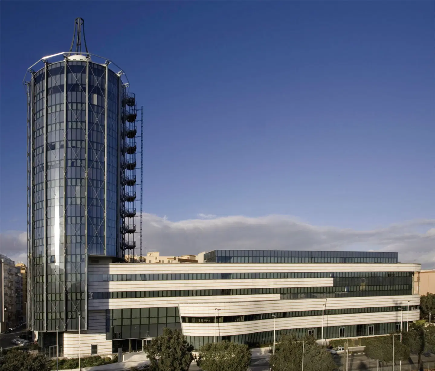 UNAHOTELS T Hotel Cagliari EXTERIOR