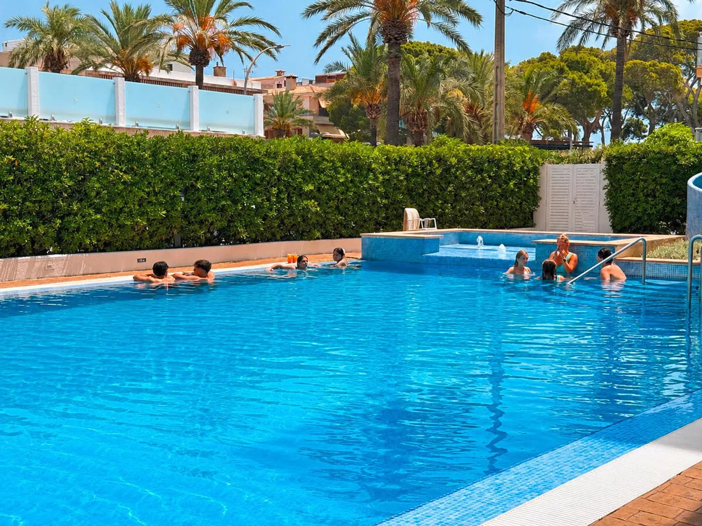 Bella Mar OUTDOOR_POOL