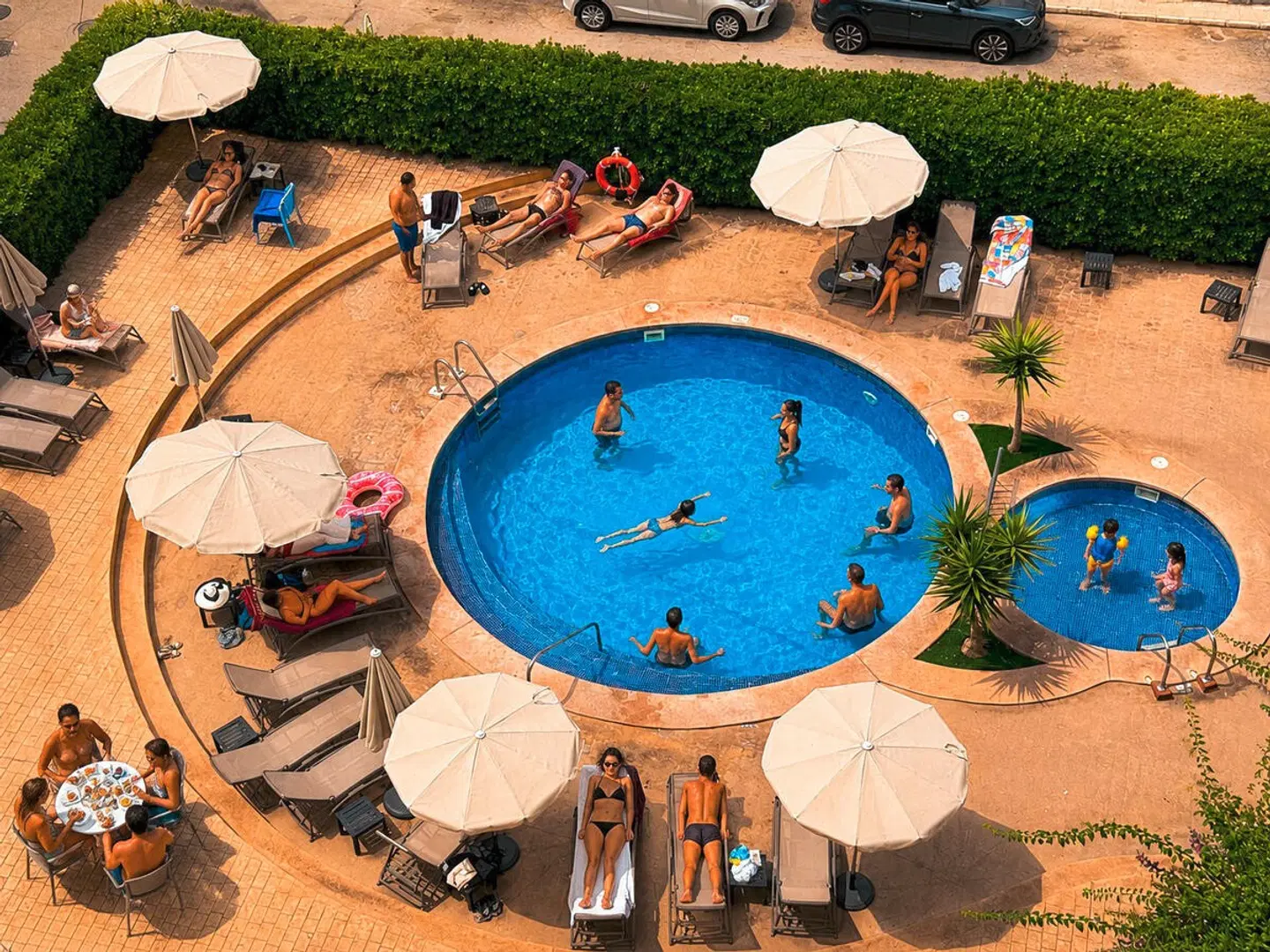 Bella Mar OUTDOOR_POOL