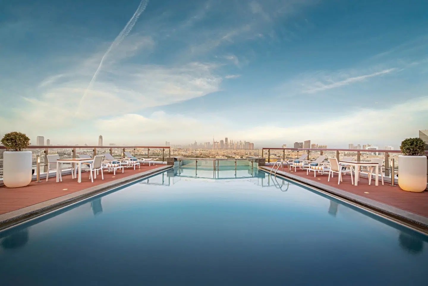 Mövenpick Dubai Creek OUTDOOR_POOL