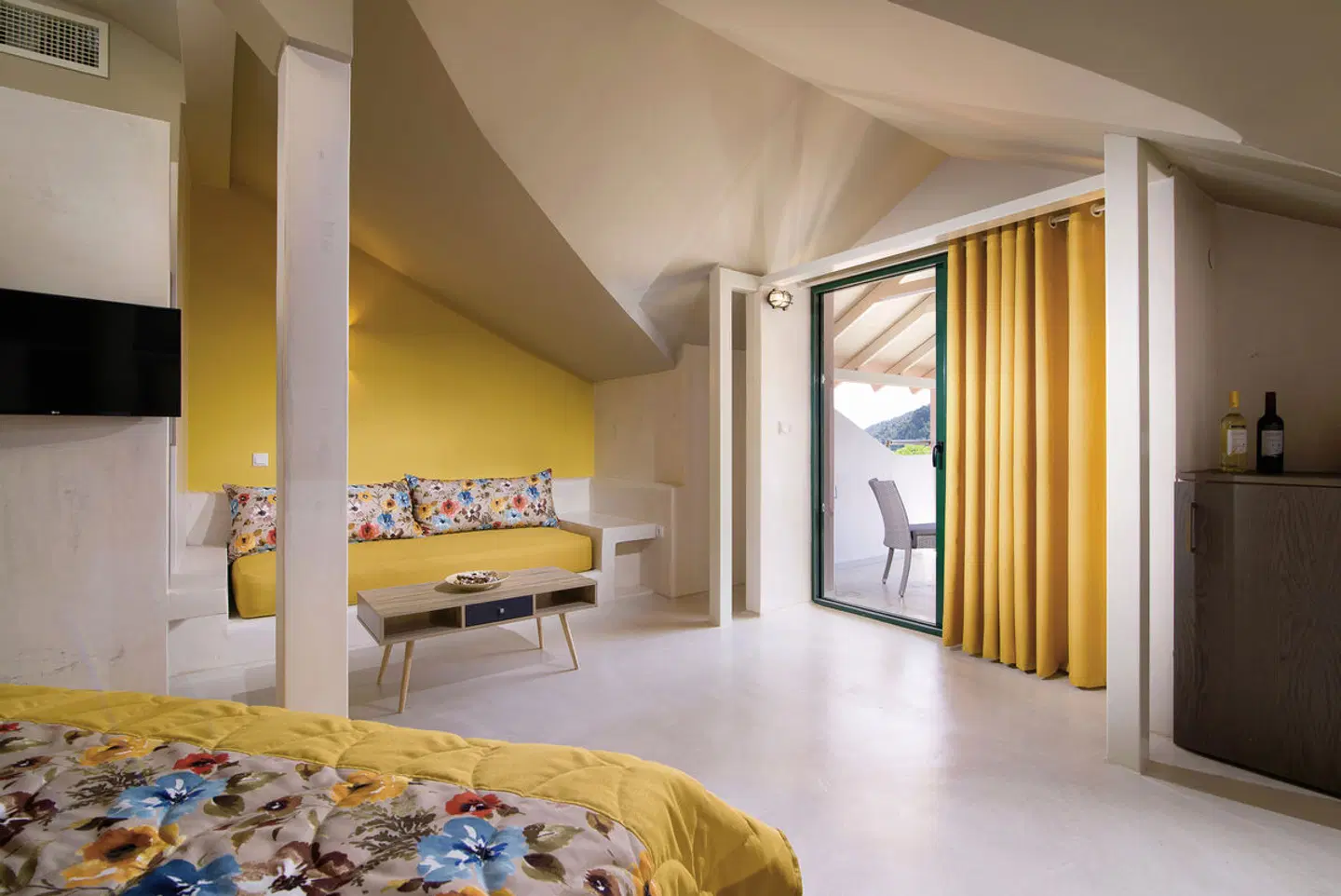 Ocean Beach ROOM_EXAMPLE