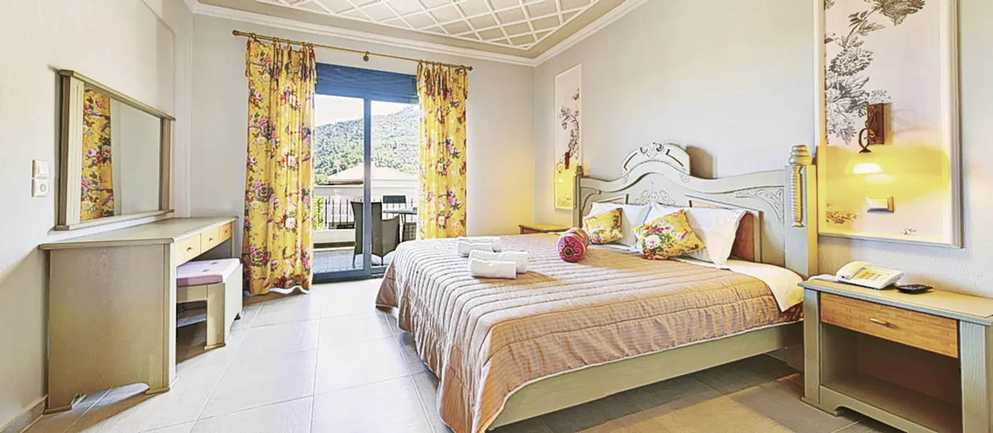 Ocean Beach ROOM_EXAMPLE