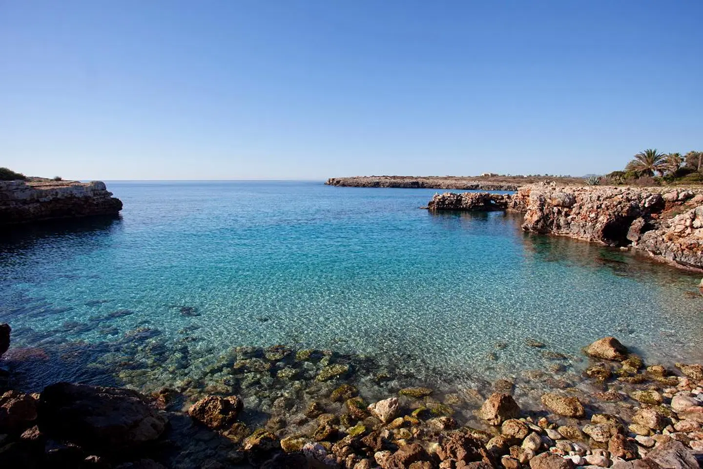 BJ Cala Morlanda Studios LANDSCAPE