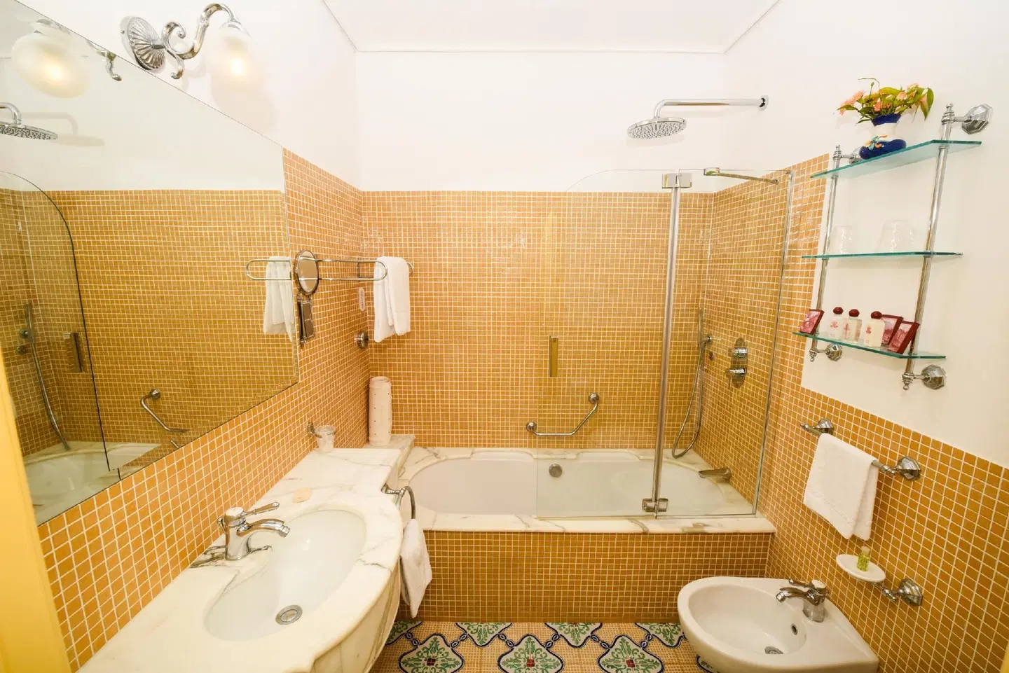 Hotel Antiche Mura Badezimmer